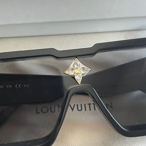 Louis Vuitton Cyclone Sunglasses